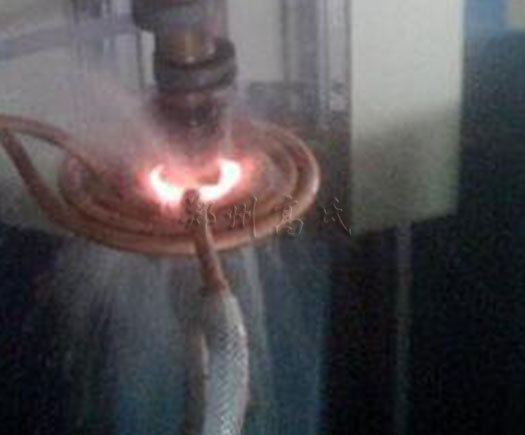 從動軸淬火用高頻淬火機(jī) 從動軸淬火用高頻淬火機(jī)