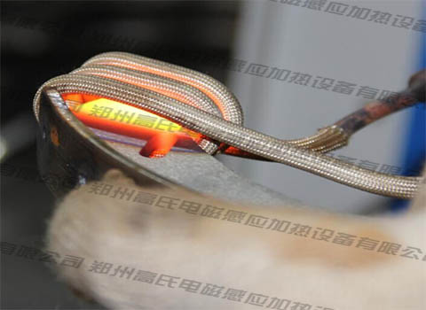 高頻淬火設(shè)備對奔馳汽車鼓式剎車片淬火處理 高頻淬火設(shè)備對奔馳汽車鼓式剎車片淬火處理