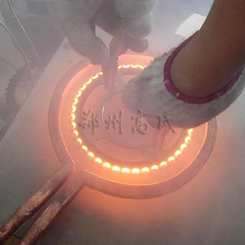 鏈輪淬火機(jī)